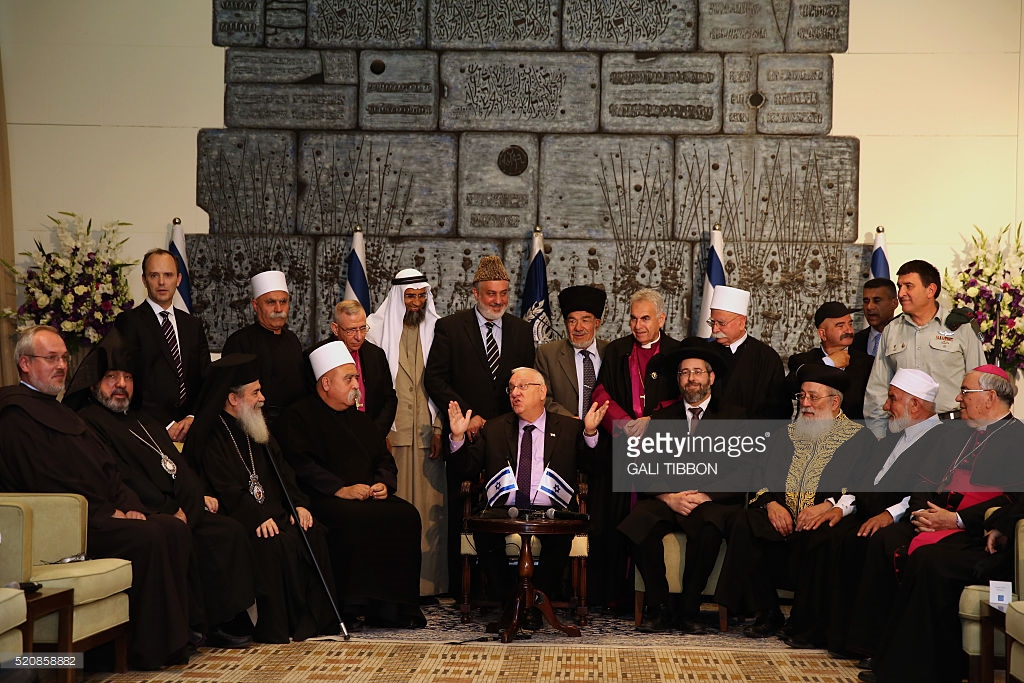 This past April, Pres. Rivlin met with religious leaders of the council of the Faith at the presidential compound in Jerusalem. Leaders from the Muslim, Jewish, Christian and Druze communities participated. Source: Getty Images