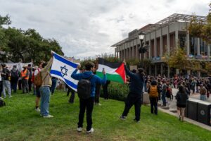 התמודדות מול שנאה חזיתית: CAMERA on Campus בישראל משיקה את הקמפיין השנתי "חשיפת שבוע האפרטהייד" הרביעי שלה